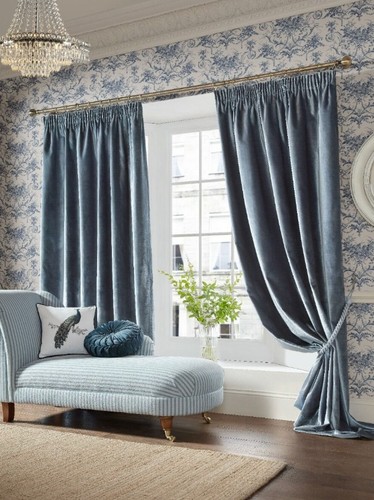 Laura ashley loretta - laura,